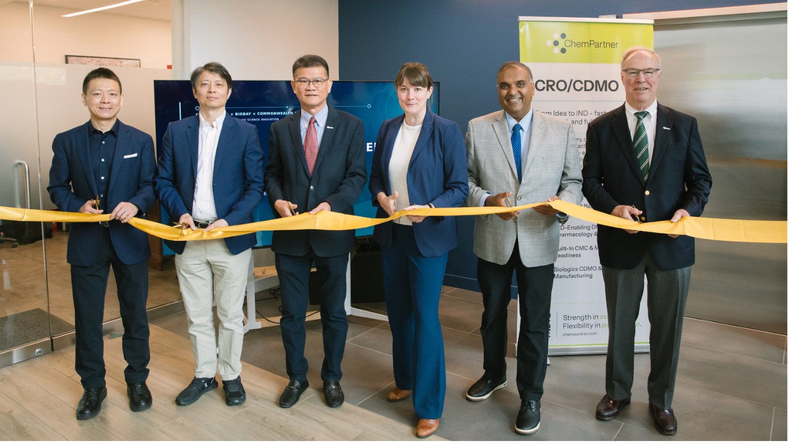 ChemPartner, BioBay, and Commonwealth of Massachusetts representatives cutting the ribbon at the Arsenal Innovation Center in Watertown