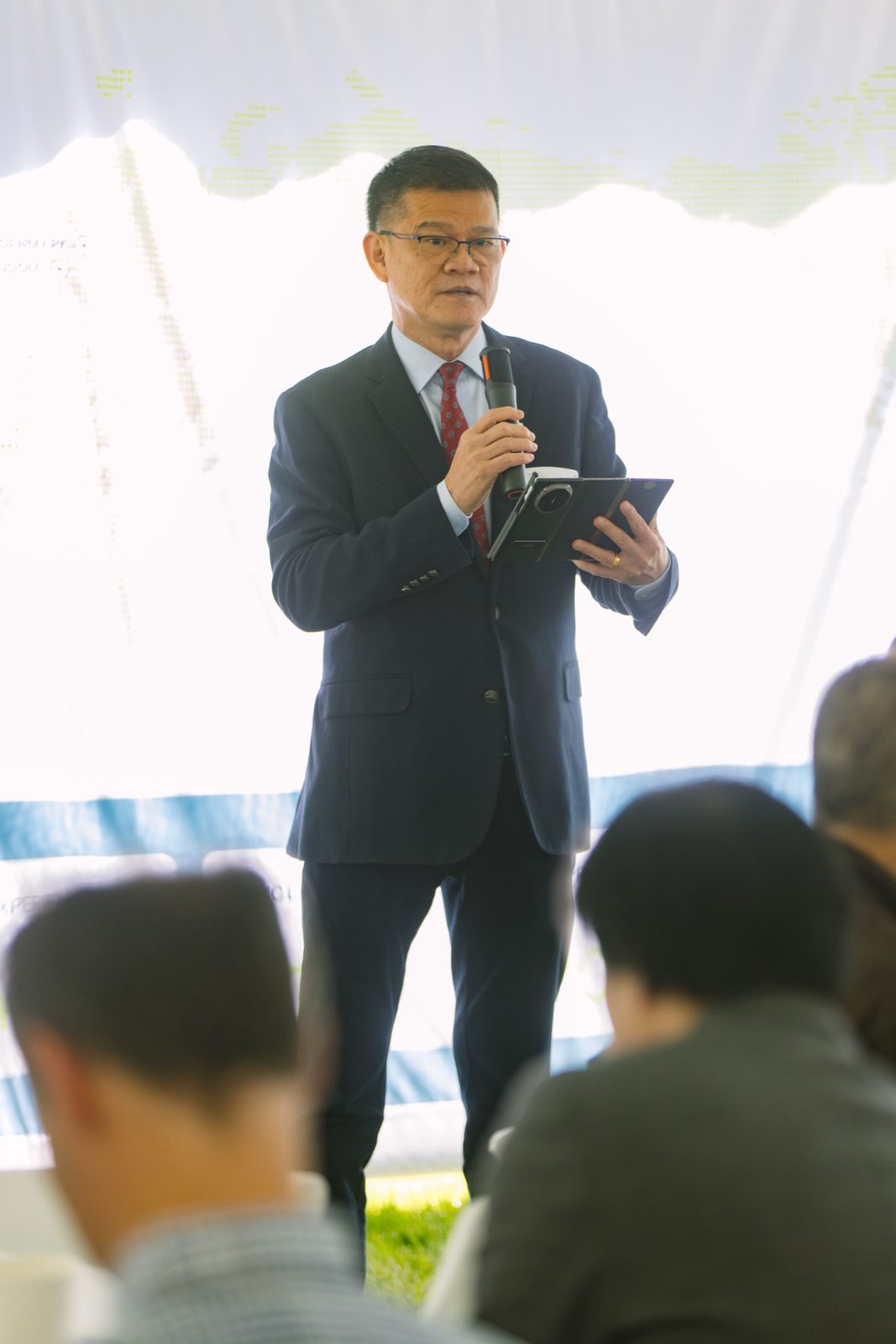 Dato’ William Woo, Chairman and CEO of ChemPartner, welcoming guests at Discovery Day 2026